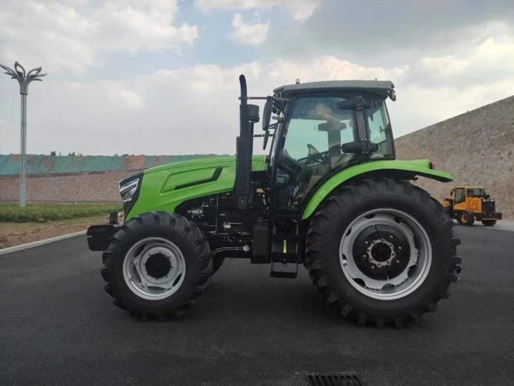 130HP Farm Tractor